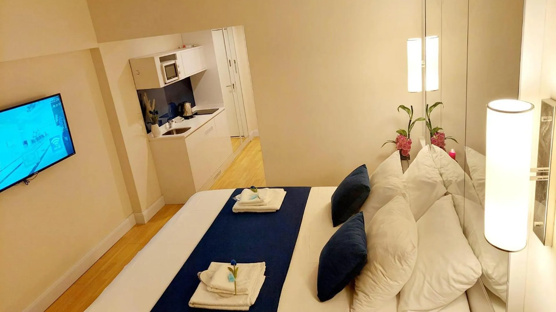 فندق مبيت وإفطار باتومي Apart-Hotel Orbi City