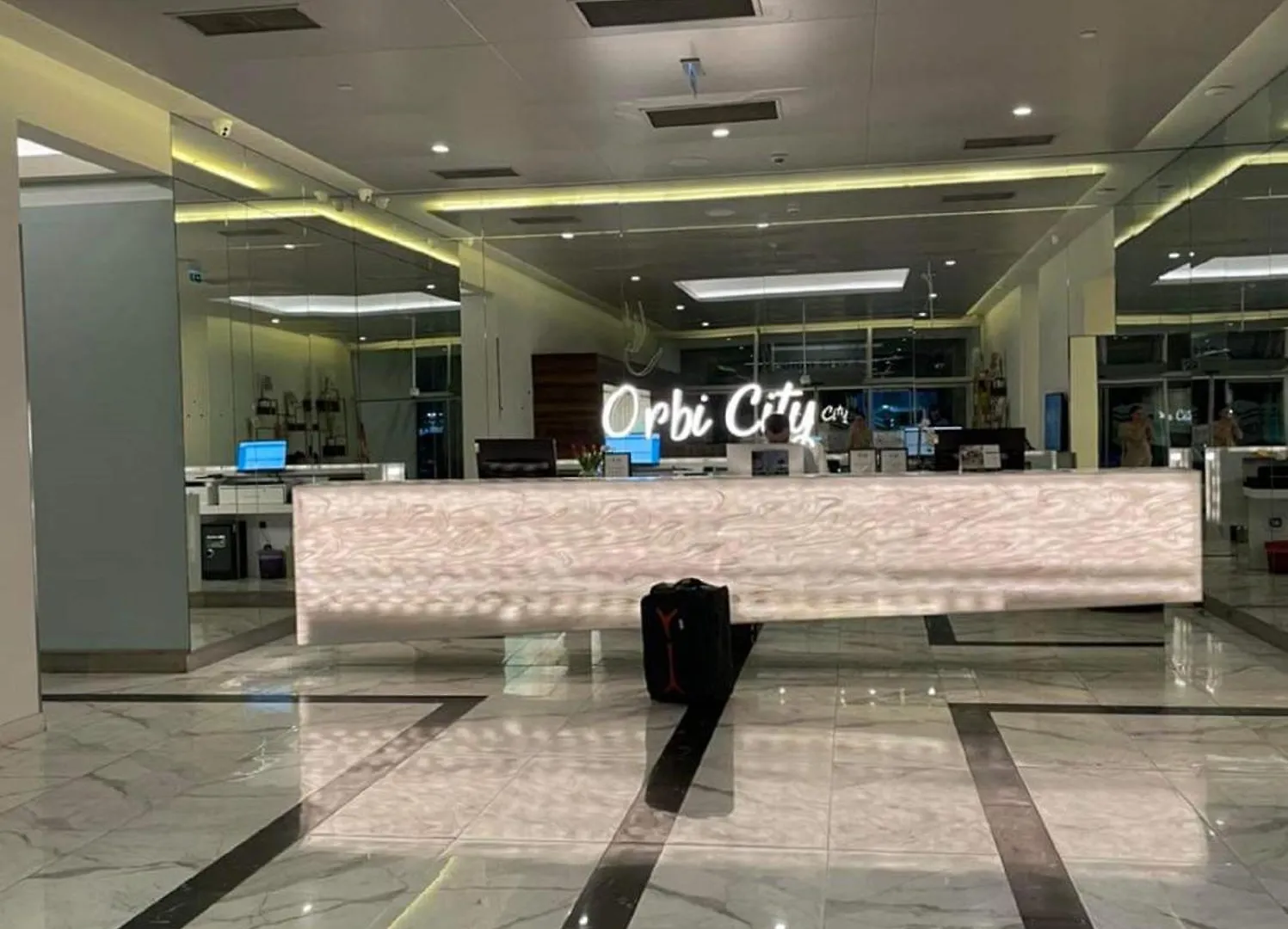 Apart-Hotel Orbi City Batumi Bed & Breakfast